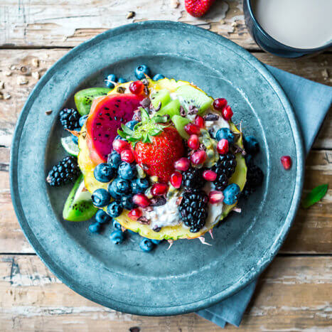 Overnight Oatmeal & Pineapple Bowl