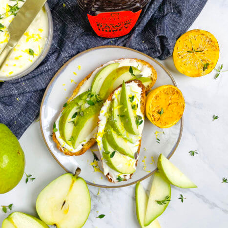 Honey & Ricotta Toast