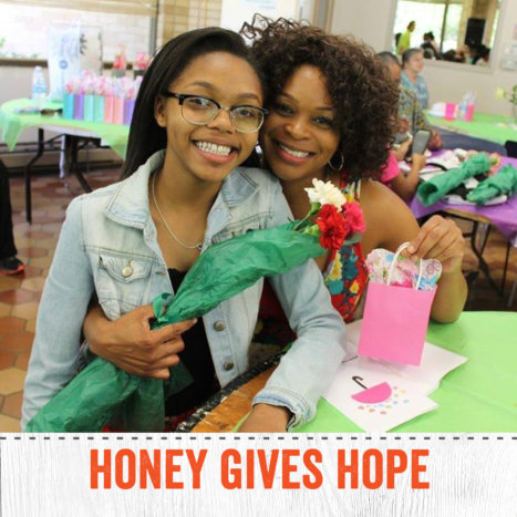 A Very Giving Mother’s Day: A Sweet Donation to Single Parent Advocate