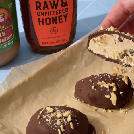 Peanut Butter Yogurt Bites